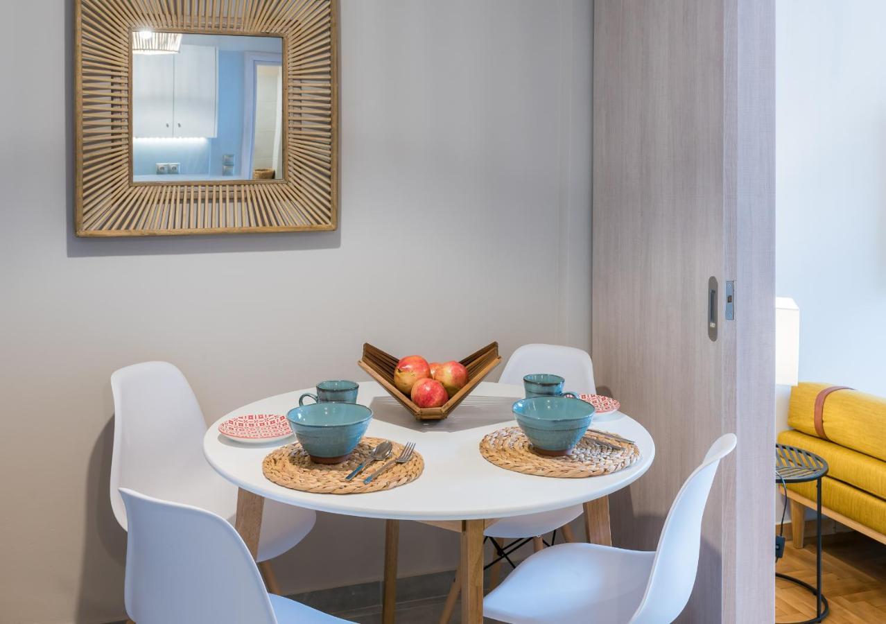 Ferienwohnung Brand New Aprtm Touching Acropolis Athen Exterior foto